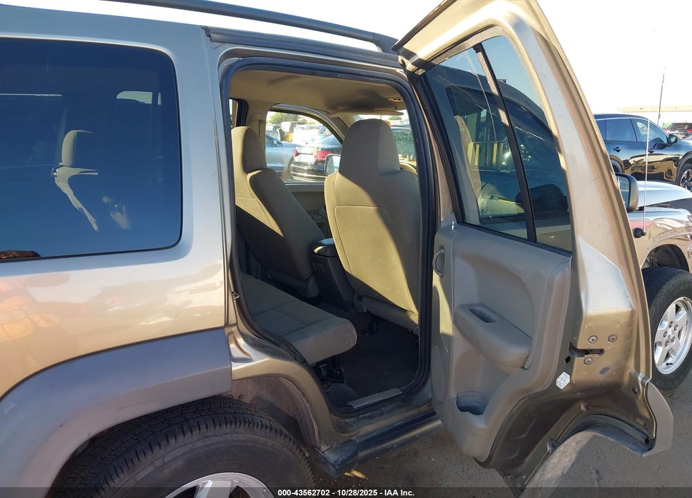 2005 JEEP LIBERTY SPORT VIN: 1J4GK48K25W704267