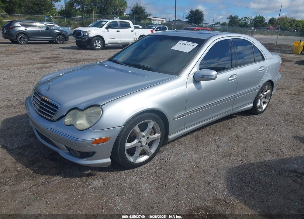 2007 MERCEDES-BENZ C CLASS VIN: WDBRF52H77A955807