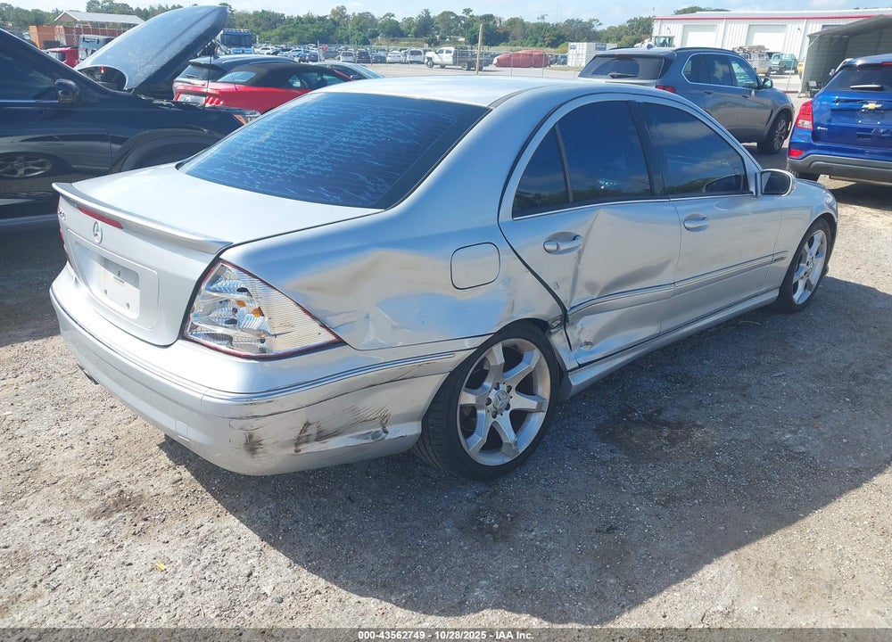2007 MERCEDES-BENZ C CLASS VIN: WDBRF52H77A955807