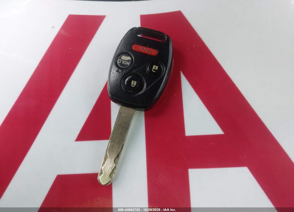 2012 HONDA PILOT VIN: 5FNYF3H63CB028800