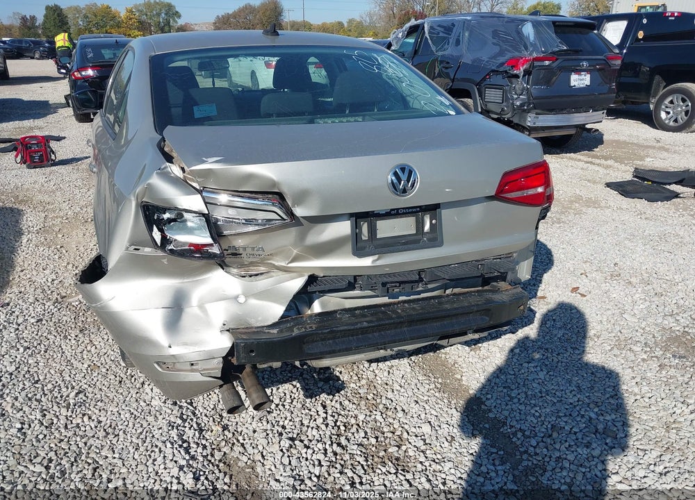 2015 VOLKSWAGEN JETTA 2.0L S VIN: 3VW2K7AJ9FM209825