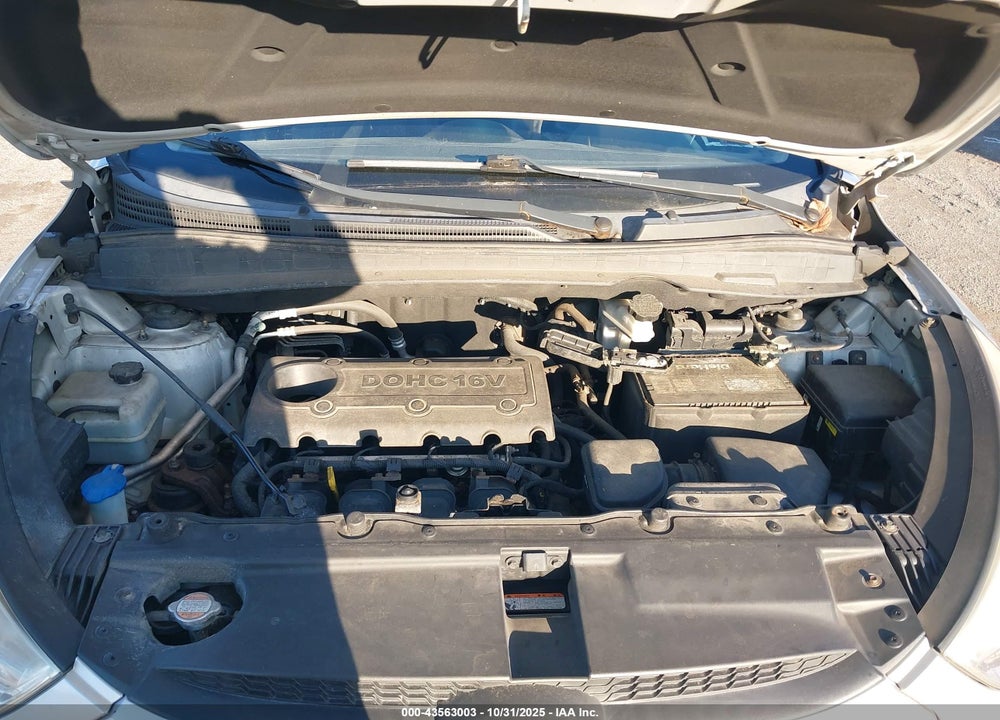2011 HYUNDAI TUCSON VIN: KM8JU3AC9BU193016