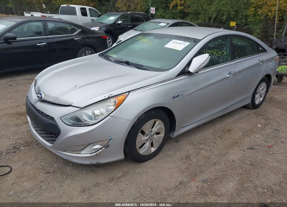 2013 HYUNDAI SONATA HYBRID VIN: KMHEC4A48DA082965