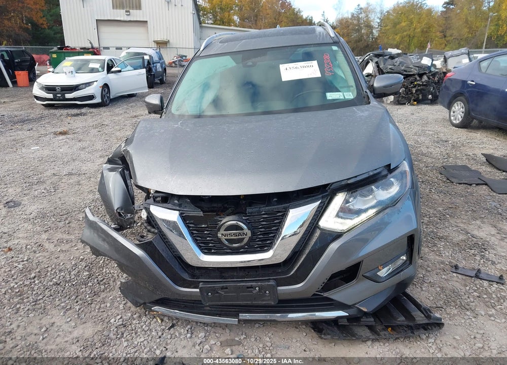 2018 NISSAN ROGUE SL VIN: JN8AT2MV5JW349588