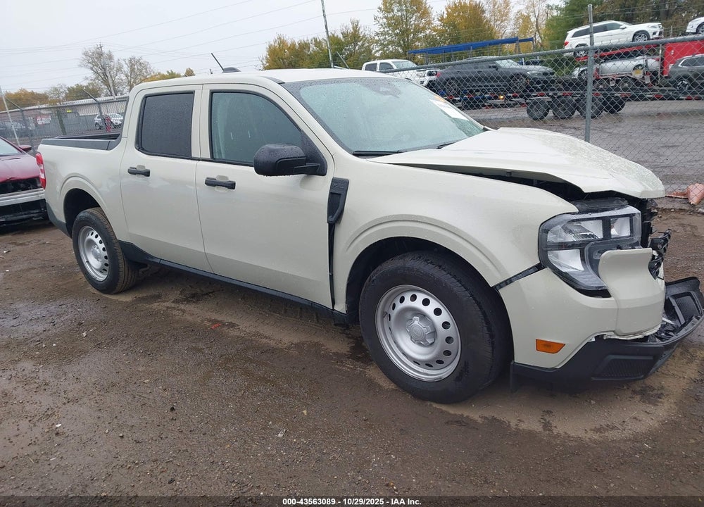2025 FORD MAVERICK XL VIN: 3FTTW8A30SRA74170