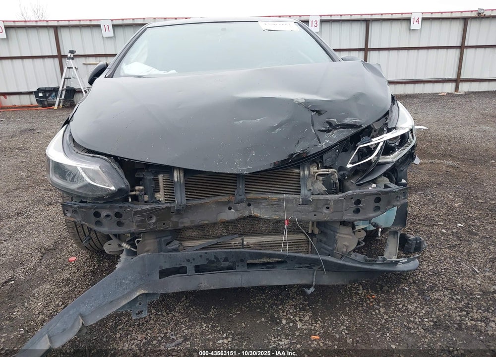 2017 CHEVROLET CRUZE VIN: 3G1BE6SM1HS514353