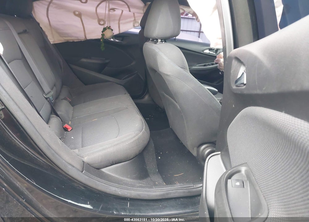 2017 CHEVROLET CRUZE VIN: 3G1BE6SM1HS514353