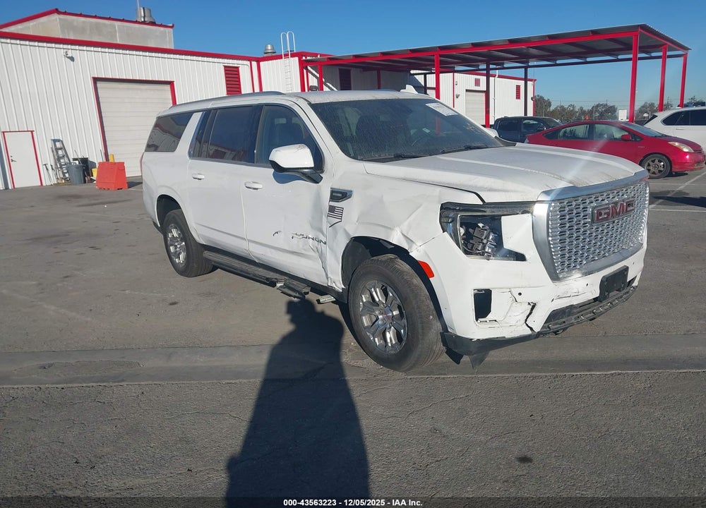 2024 GMC YUKON XL 4WD SLE VIN: 1GKS2FET4RR381874