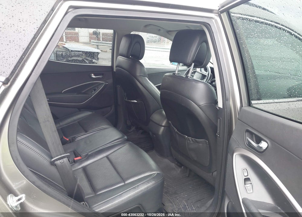 2013 HYUNDAI SANTA FE VIN: 5XYZUDLAXDG004936