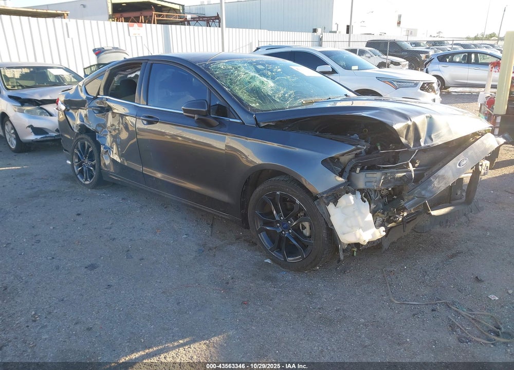 2018 FORD FUSION S VIN: 3FA6P0G76JR191374