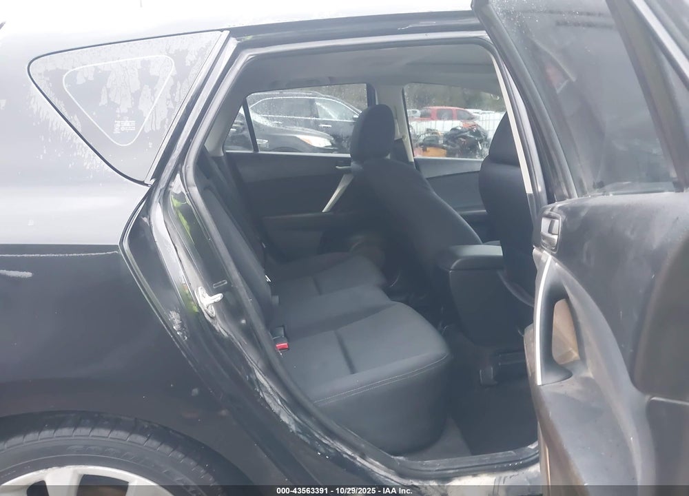 2010 MAZDA 3 S SPORT VIN: JM1BL1H51A1133304