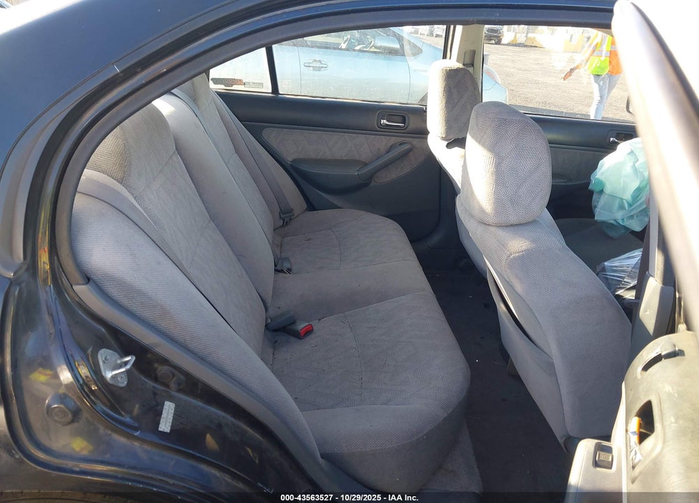 2002 HONDA CIVIC VIN: JHMES16532S000105