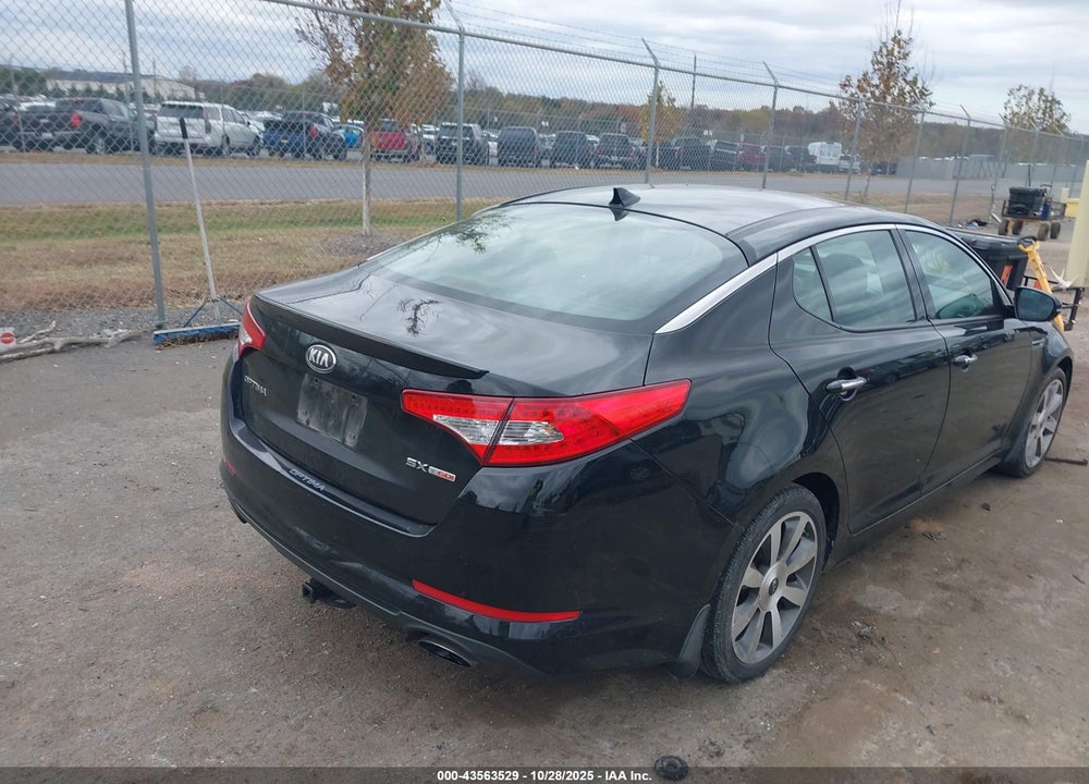 2011 KIA OPTIMA VIN: KNAGR4A68B5115964