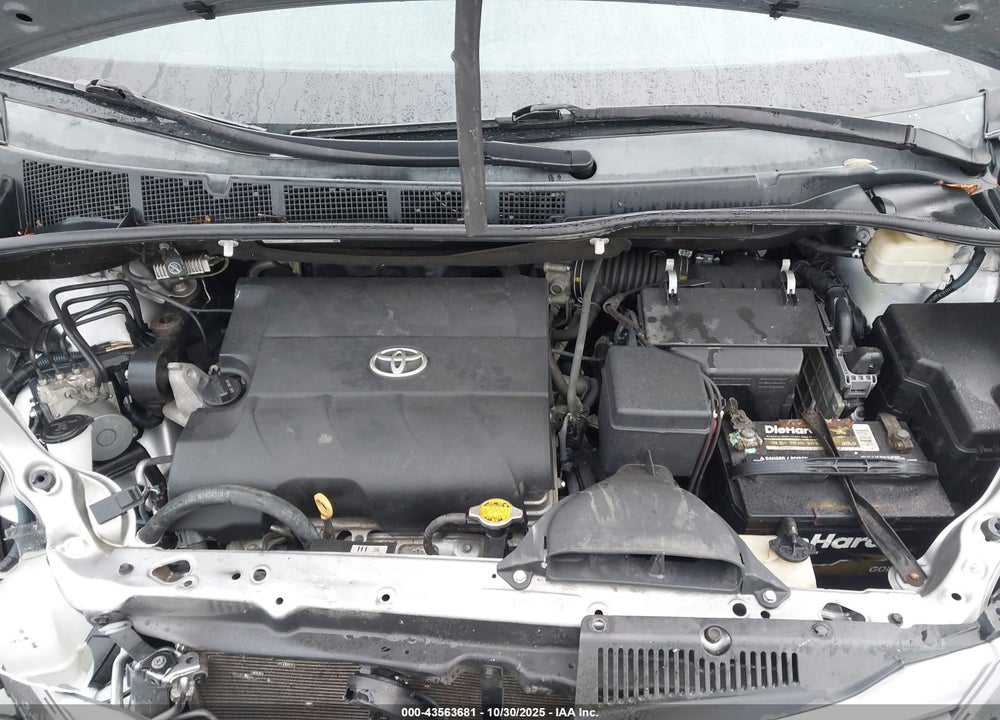 2016 TOYOTA SIENNA XLE 8 PASSENGER VIN: 5TDYK3DC5GS721716