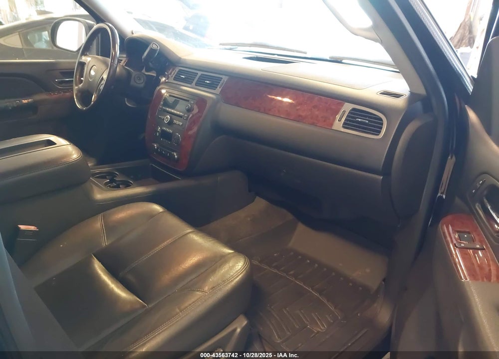 2013 CHEVROLET TAHOE LT VIN: 1GNSKBE0XDR333760