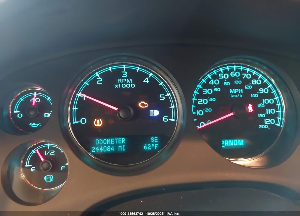 2013 CHEVROLET TAHOE LT VIN: 1GNSKBE0XDR333760