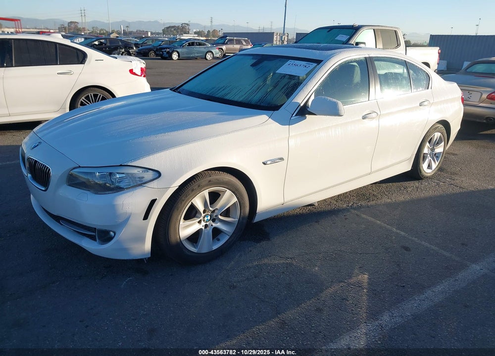 2013 BMW 528I VIN: WBAXG5C58DDY30977
