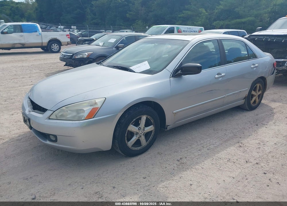 2003 HONDA ACCORD 2.4 EX VIN: JHMCM56613C037585