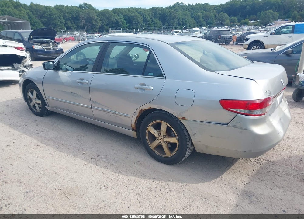 2003 HONDA ACCORD 2.4 EX VIN: JHMCM56613C037585
