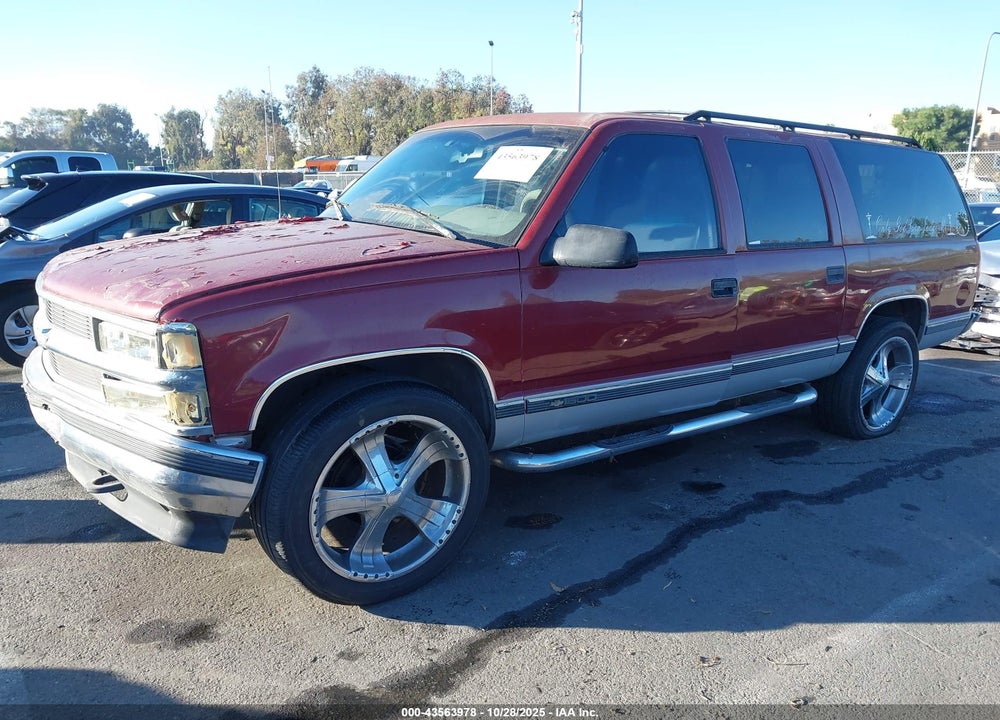 1996 CHEVROLET SUBURBAN K1500 VIN: 3GNFK16R9TG163690