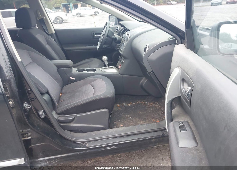 2011 NISSAN ROGUE VIN: JN8AS5MV6BW690066