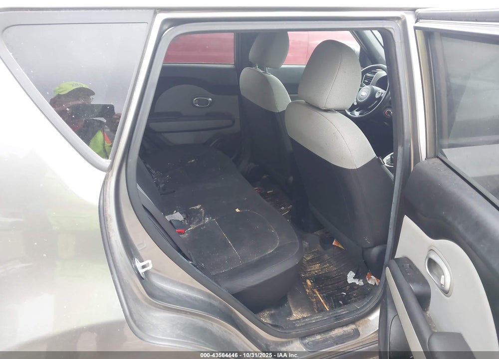 2015 KIA SOUL VIN: KNDJN2A2XF7221641