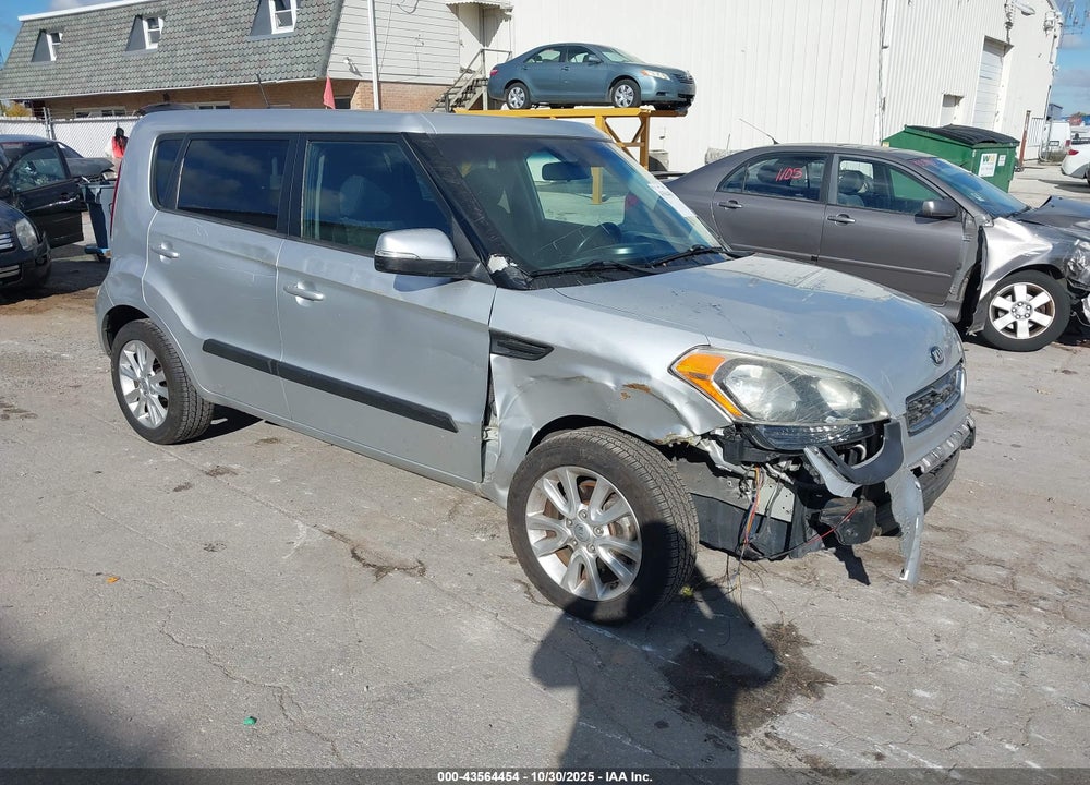 2013 KIA SOUL + VIN: KNDJT2A6XD7522822