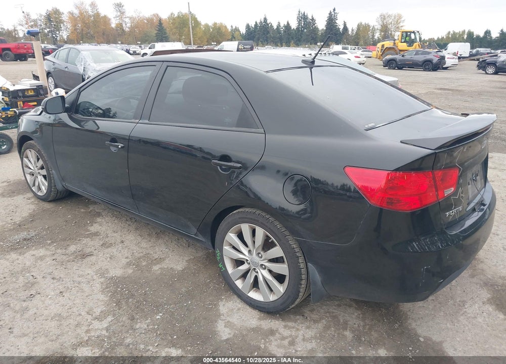 2013 KIA FORTE SX VIN: KNAFW4A34D5685781