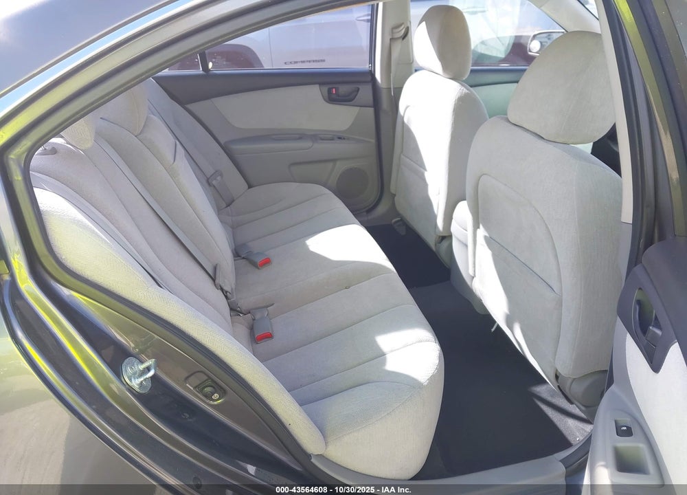 2008 KIA OPTIMA VIN: KNAGE124985259300