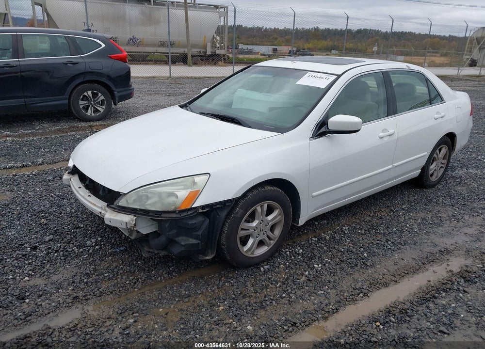 2007 HONDA ACCORD 2.4 EX VIN: 1HGCM56757A074507