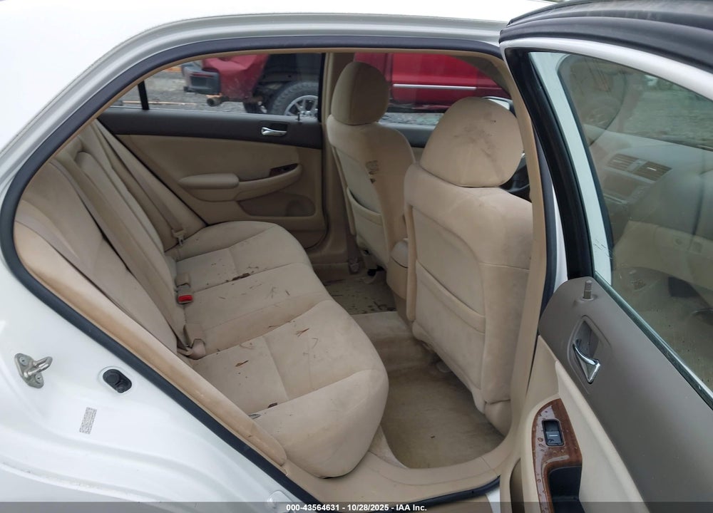 2007 HONDA ACCORD 2.4 EX VIN: 1HGCM56757A074507