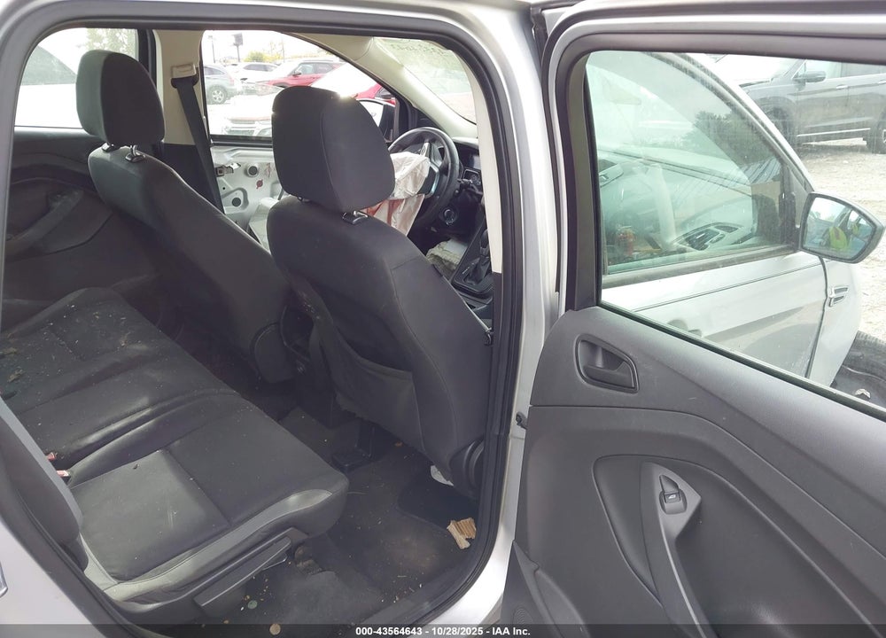 2015 FORD ESCAPE S VIN: 1FMCU0F79FUA58093