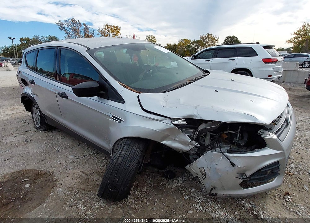 2015 FORD ESCAPE S VIN: 1FMCU0F79FUA58093