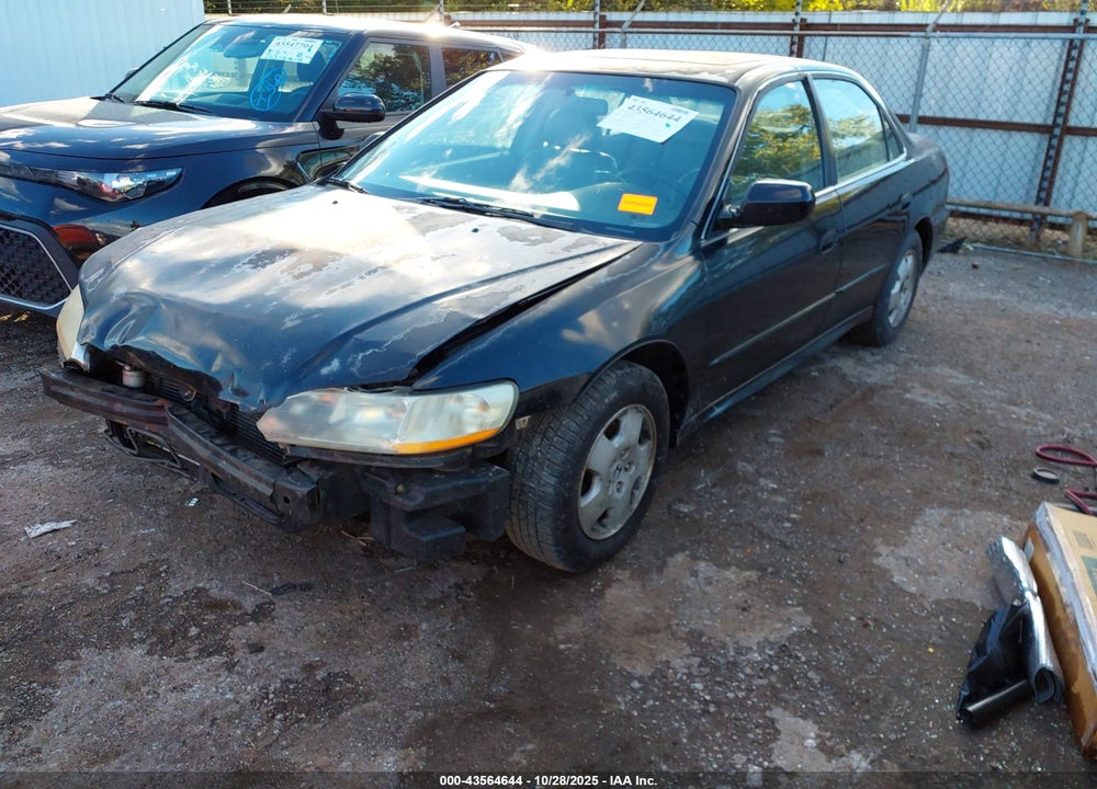 2002 HONDA ACCORD 3.0 EX VIN: 1HGCG16512A041902
