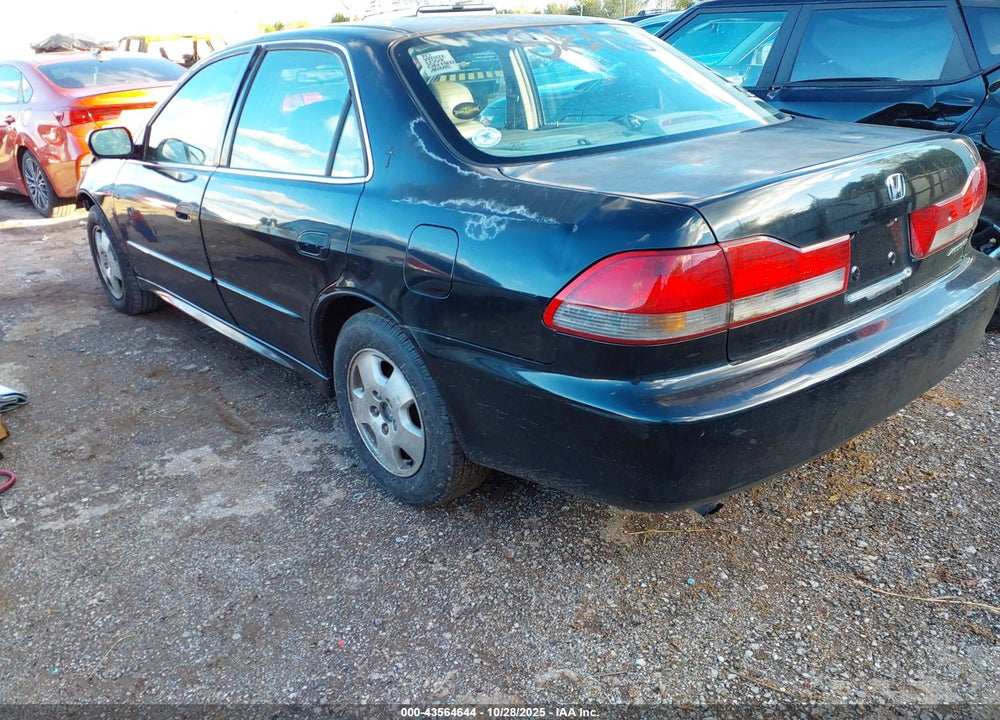 2002 HONDA ACCORD 3.0 EX VIN: 1HGCG16512A041902