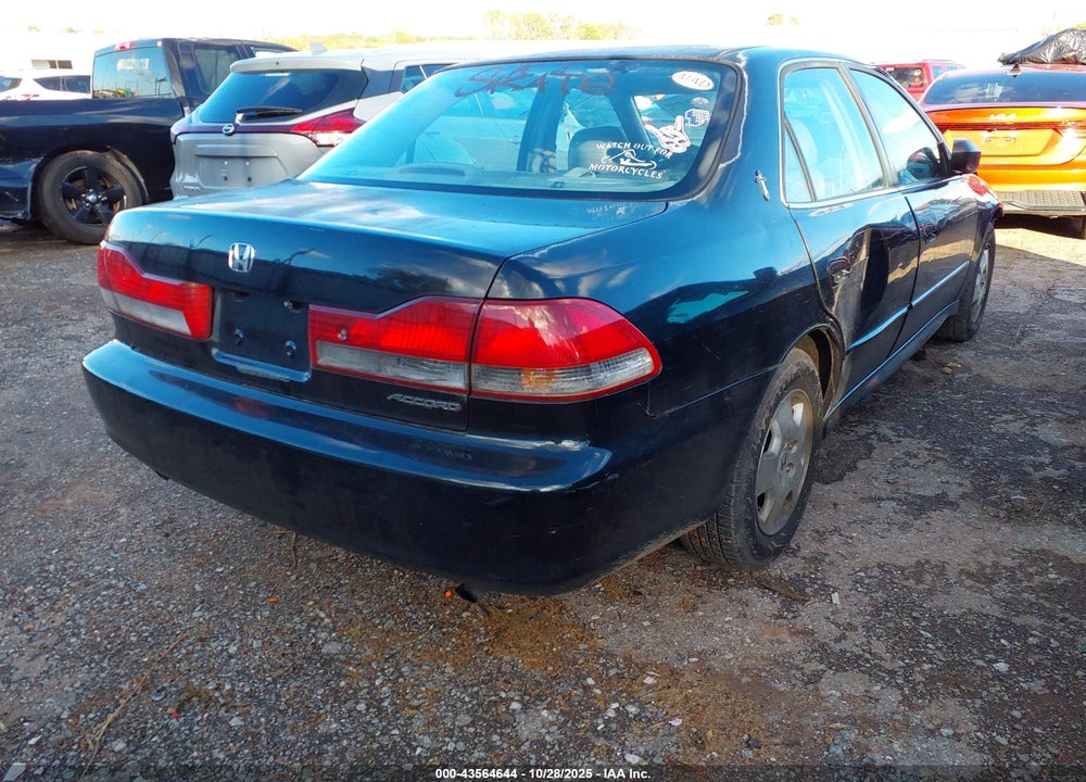 2002 HONDA ACCORD 3.0 EX VIN: 1HGCG16512A041902