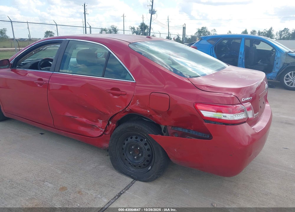 2011 TOYOTA CAMRY LE VIN: 4T1BF3EK0BU186911