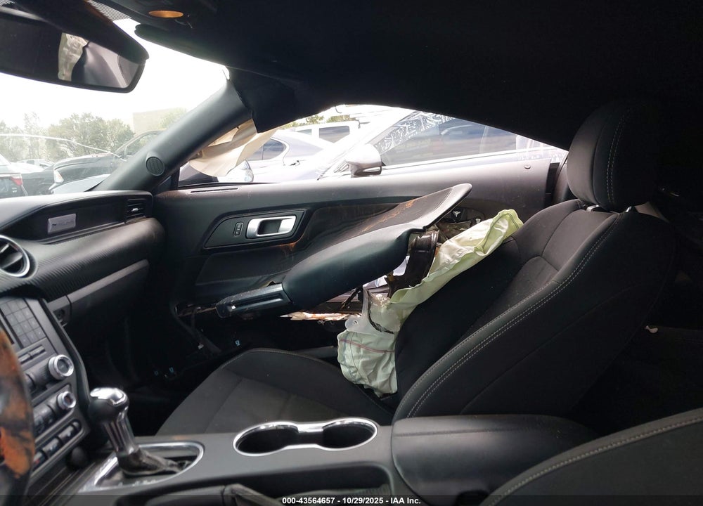 2018 FORD MUSTANG ECOBOOST VIN: 1FA6P8THXJ5104270