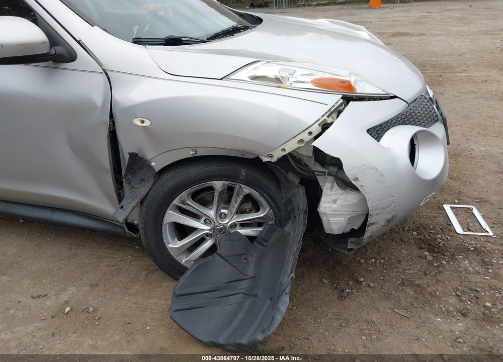 2013 NISSAN JUKE VIN: JN8AF5MR4DT212952