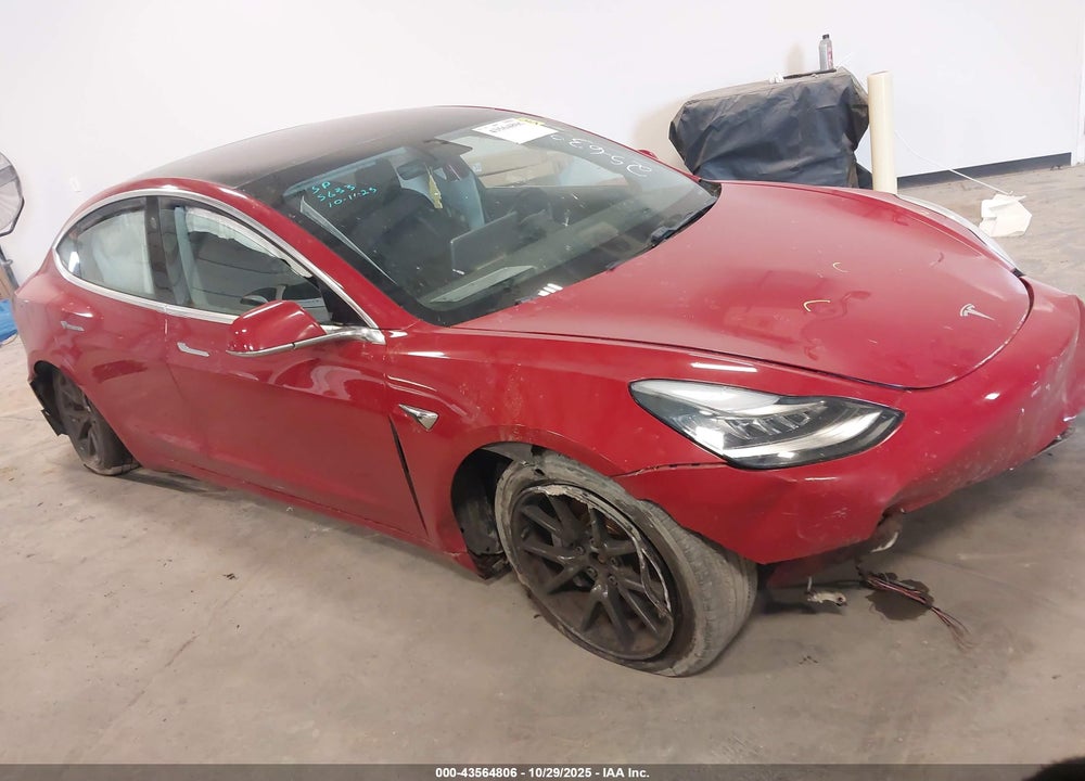 2018 TESLA MODEL 3 LONG RANGE/PERFORMANCE VIN: 5YJ3E1EB8JF054521