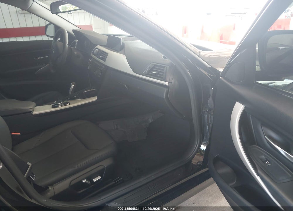 2016 BMW 320I VIN: WBA8E1G58GNT37652