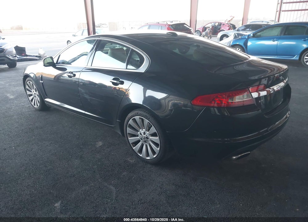 2009 JAGUAR XF PREMIUM LUXURY VIN: SAJWA06B49HR12209