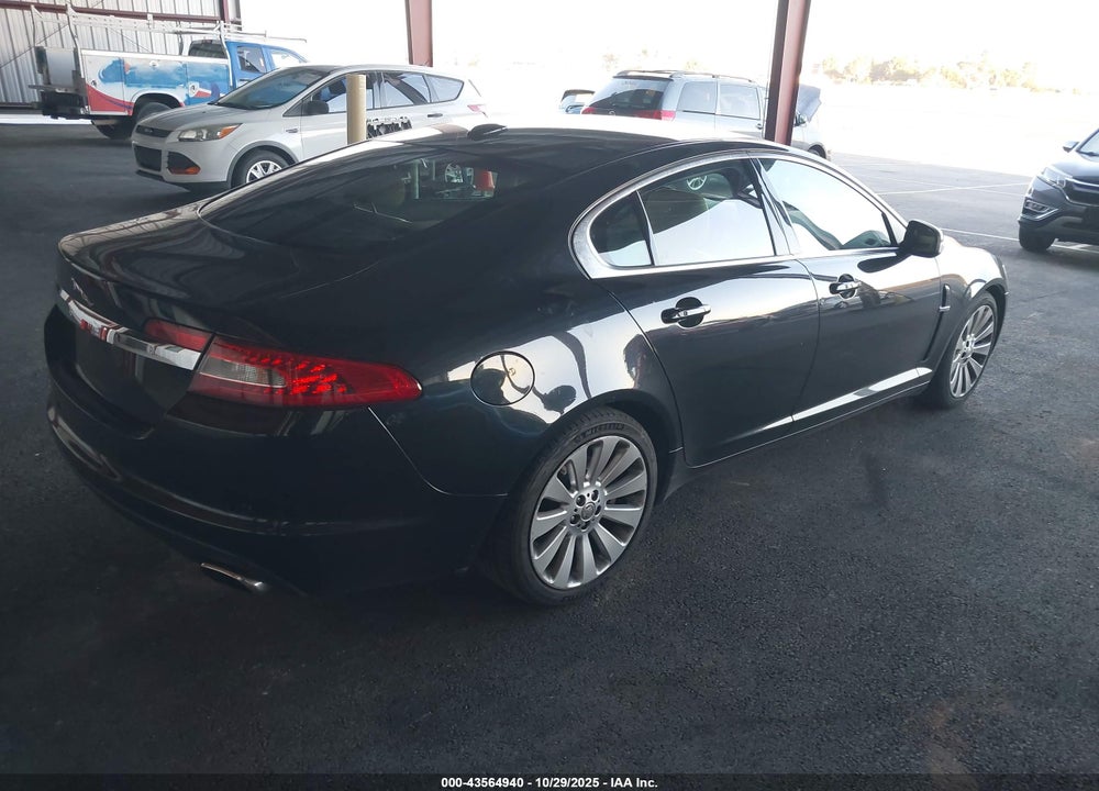2009 JAGUAR XF PREMIUM LUXURY VIN: SAJWA06B49HR12209