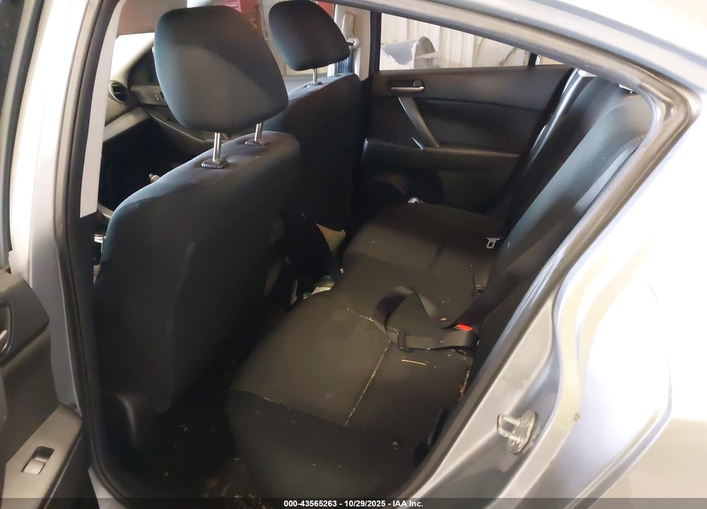 2012 MAZDA 3 I SPORT VIN: JM1BL1UF3C1504433