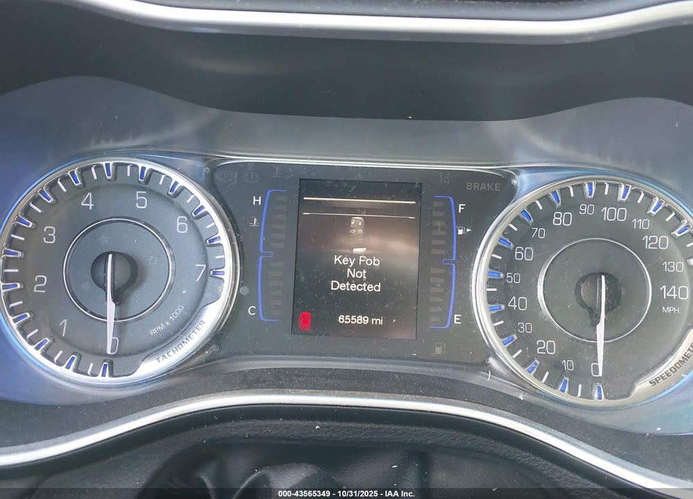 2016 CHRYSLER 200 LIMITED VIN: 1C3CCCAG5GN104860