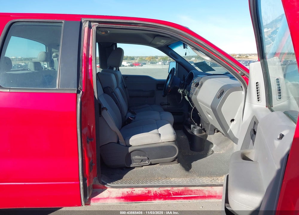 2006 FORD F-150 STX/XL/XLT VIN: 1FTRX14W56KD59817