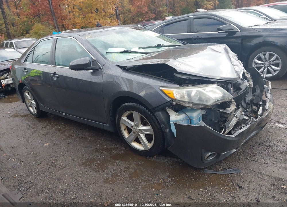 2013 TOYOTA CAMRY SE VIN: 4T1BF1FK0DU657591