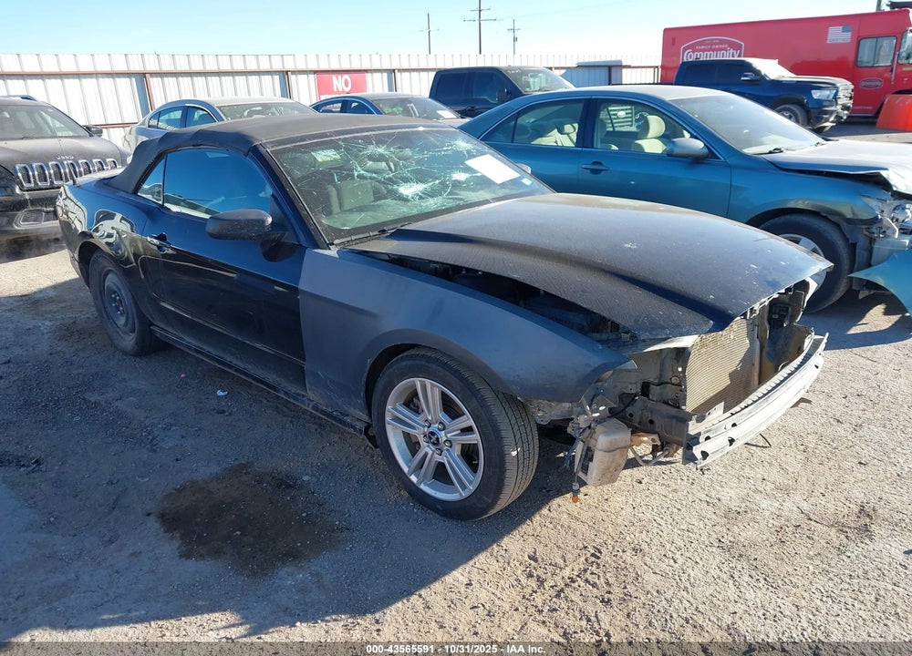 2014 FORD MUSTANG V6 VIN: 1ZVBP8EM3E5260303