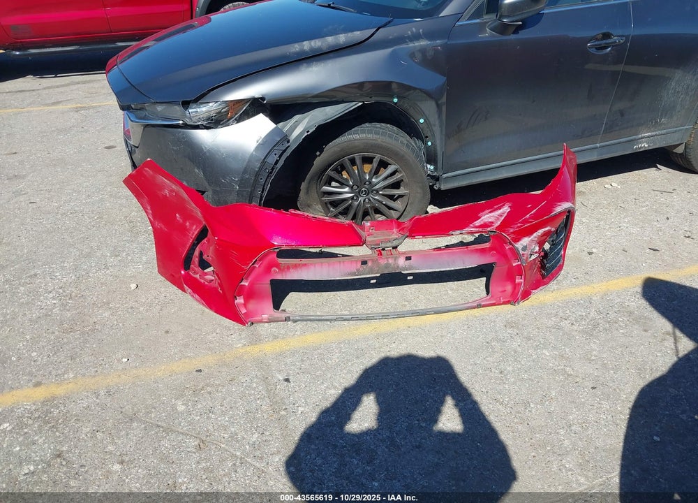 2017 TOYOTA COROLLA SE VIN: 5YFBURHEXHP592879
