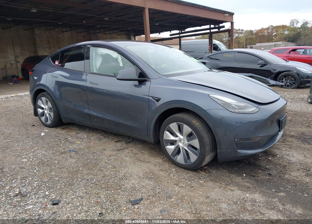 2023 TESLA MODEL Y AWD/LONG RANGE DUAL MOTOR ALL-WHEEL DRIVE VIN: 7SAYGDEEXPA192355
